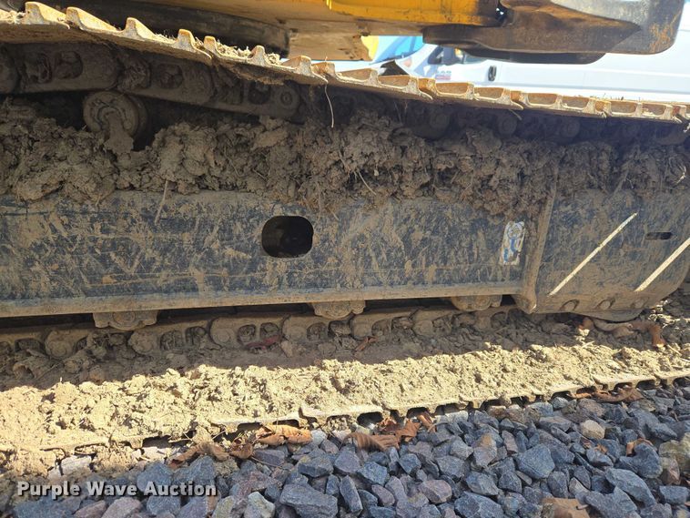 image for item YA2800 2019 John Deere 85G mini excavator