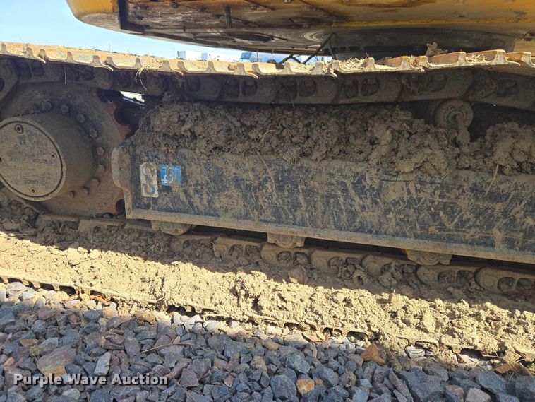 image for item YA2800 2019 John Deere 85G mini excavator