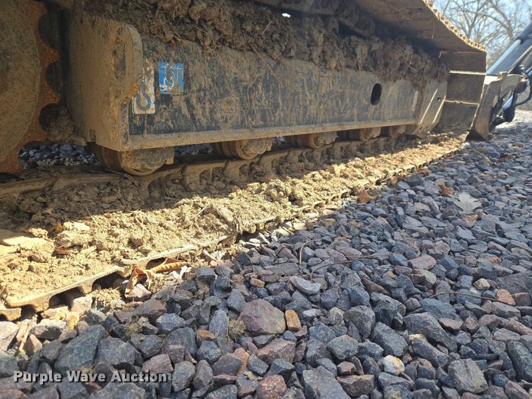 image for item YA2800 2019 John Deere 85G mini excavator