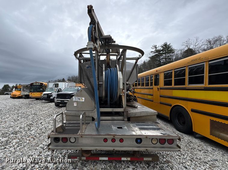 image for item YA2849 2016 Western Star 4700 ANFO bulk handling truck