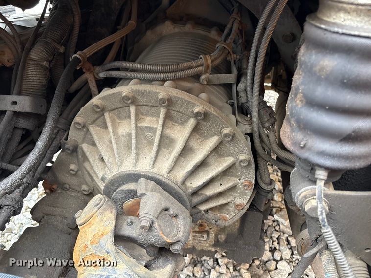 image for item YA2849 2016 Western Star 4700 ANFO bulk handling truck