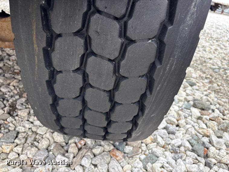 image for item YA2849 2016 Western Star 4700 ANFO bulk handling truck