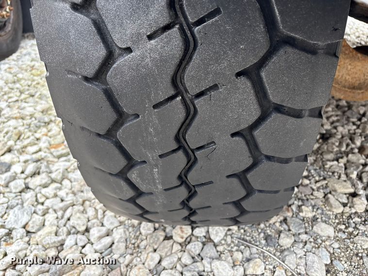 image for item YA2849 2016 Western Star 4700 ANFO bulk handling truck