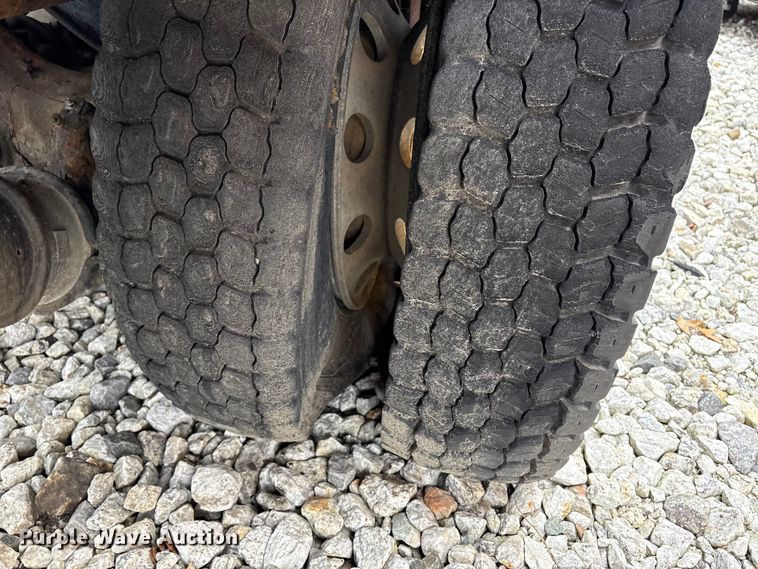 image for item YA2849 2016 Western Star 4700 ANFO bulk handling truck