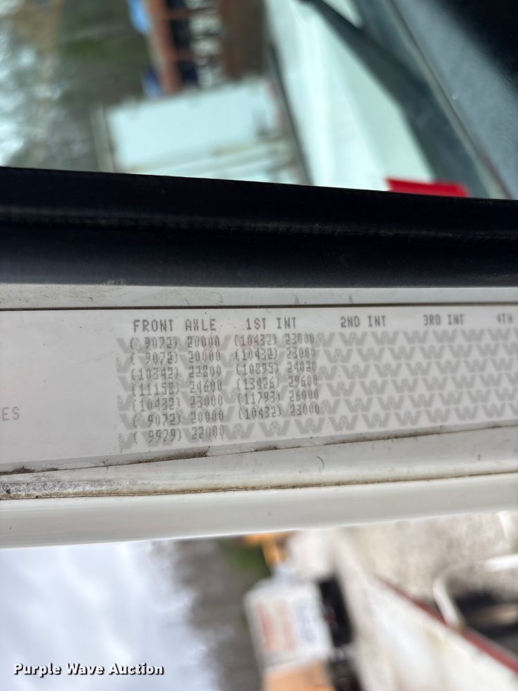 image for item YA2849 2016 Western Star 4700 ANFO bulk handling truck