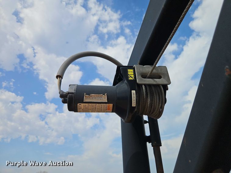 image for item YA2850 1999 Team Fenex F121KP manhole support trailer