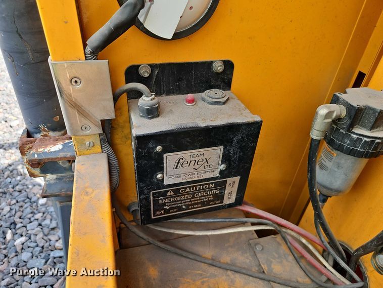 image for item YA2850 1999 Team Fenex F121KP manhole support trailer