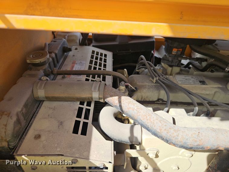 image for item YA2850 1999 Team Fenex F121KP manhole support trailer