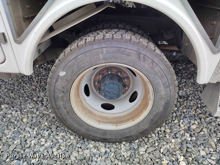 image for item YA2867 2018 Ford F550 Super Duty bucket truck