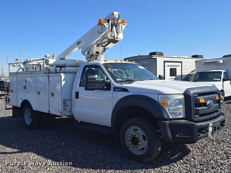 image for item YA2882 2015 Ford F450 Super Duty bucket truck