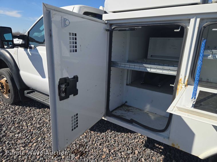 image for item YA2882 2015 Ford F450 Super Duty bucket truck