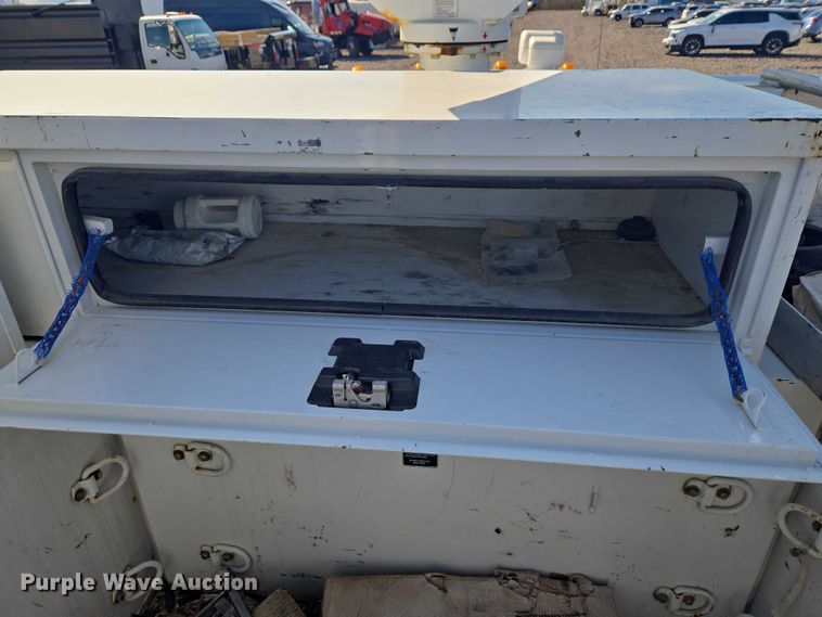 image for item YA2882 2015 Ford F450 Super Duty bucket truck