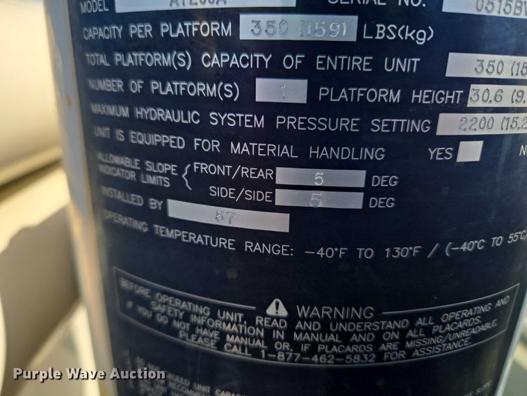 image for item YA2882 2015 Ford F450 Super Duty bucket truck