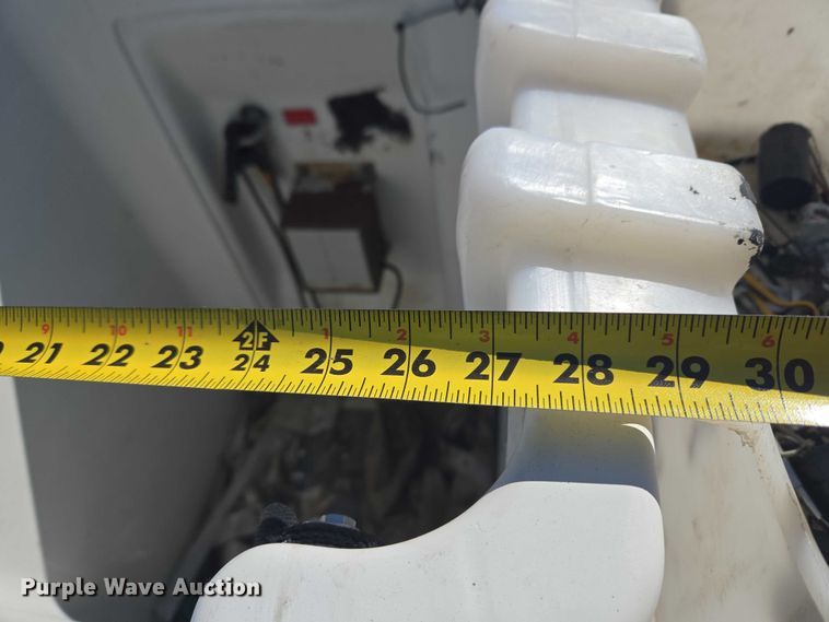 image for item YA2882 2015 Ford F450 Super Duty bucket truck