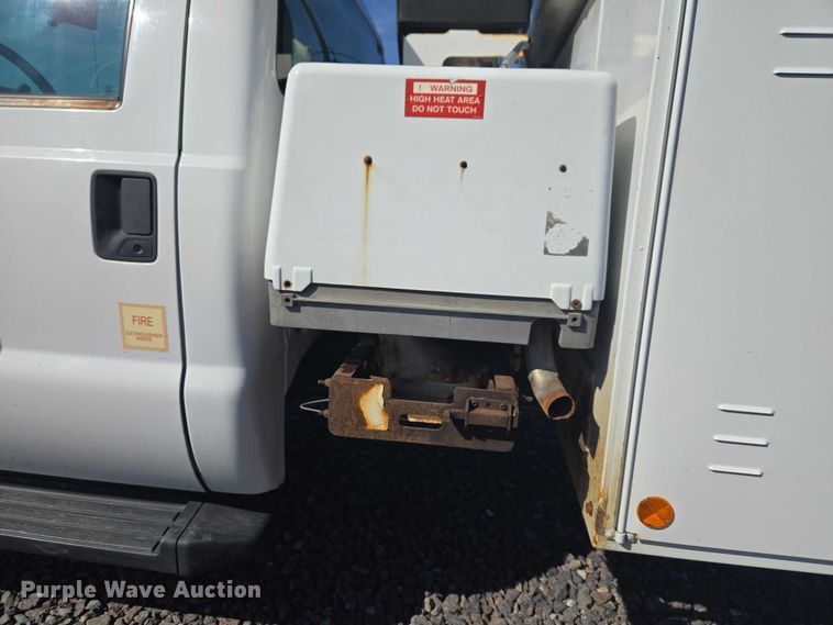 image for item YA2882 2015 Ford F450 Super Duty bucket truck