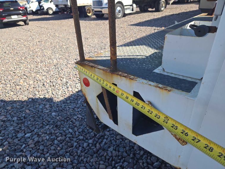 image for item YA2882 2015 Ford F450 Super Duty bucket truck