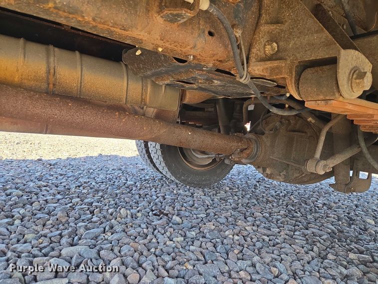 image for item YA2882 2015 Ford F450 Super Duty bucket truck