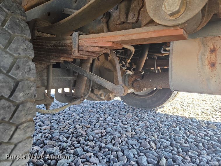 image for item YA2882 2015 Ford F450 Super Duty bucket truck