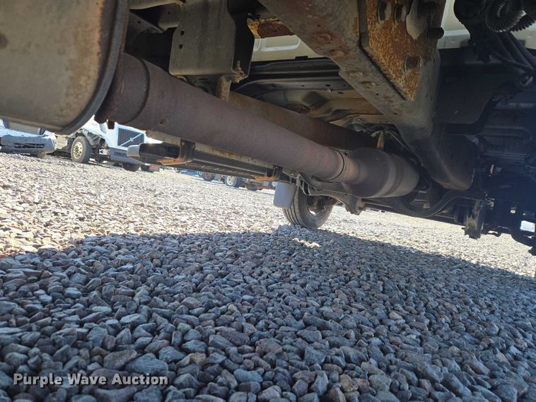 image for item YA2882 2015 Ford F450 Super Duty bucket truck