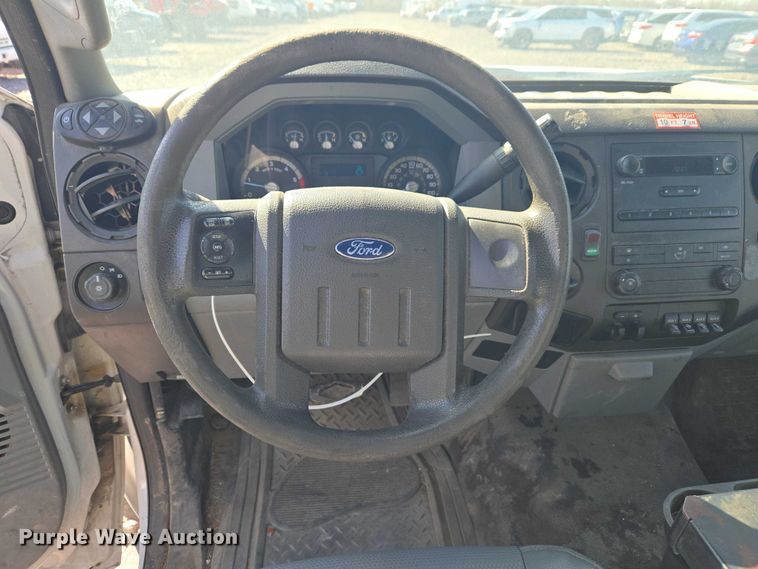 image for item YA2882 2015 Ford F450 Super Duty bucket truck