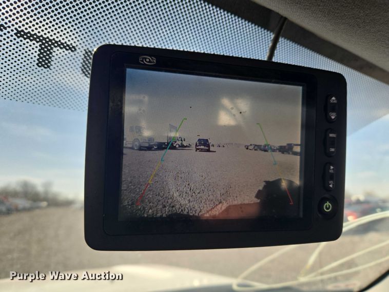 image for item YA2882 2015 Ford F450 Super Duty bucket truck