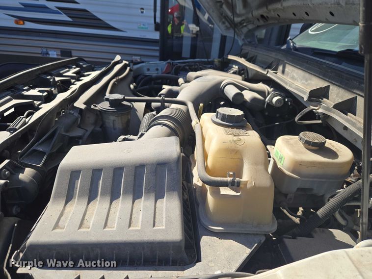 image for item YA2882 2015 Ford F450 Super Duty bucket truck