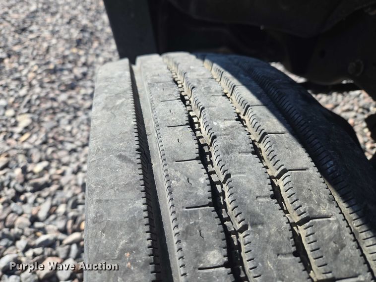 image for item YA2882 2015 Ford F450 Super Duty bucket truck