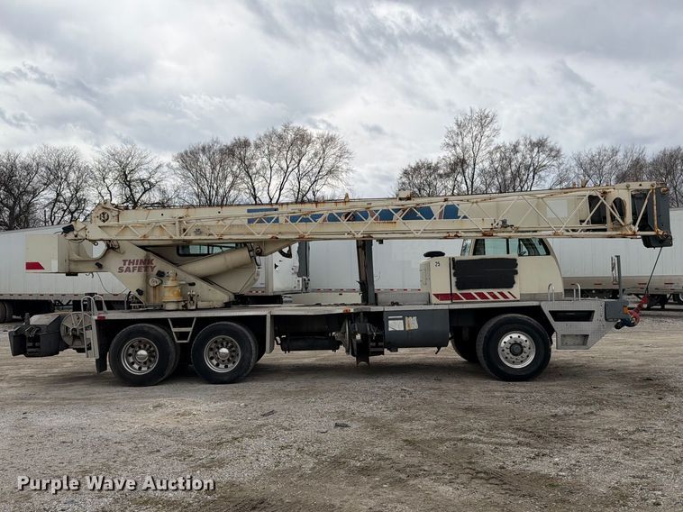 image for item YA2891 2001 Terex T340 crane