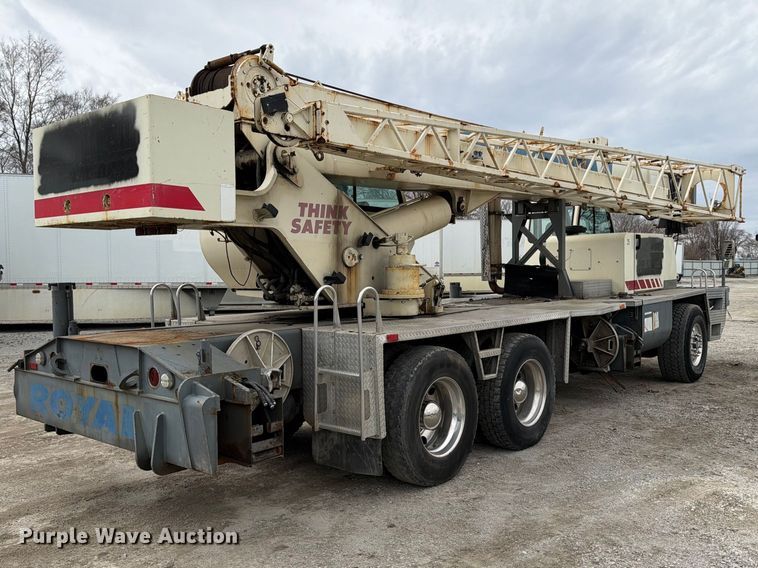 image for item YA2891 2001 Terex T340 crane