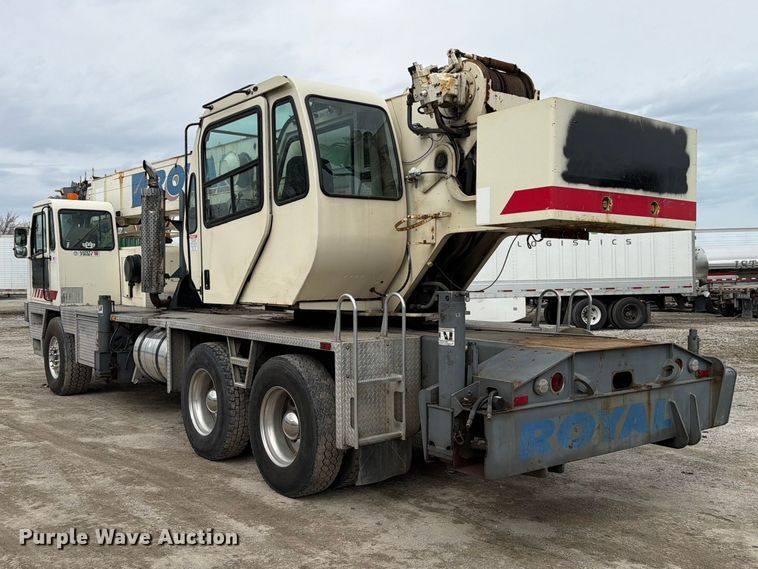 image for item YA2891 2001 Terex T340 crane
