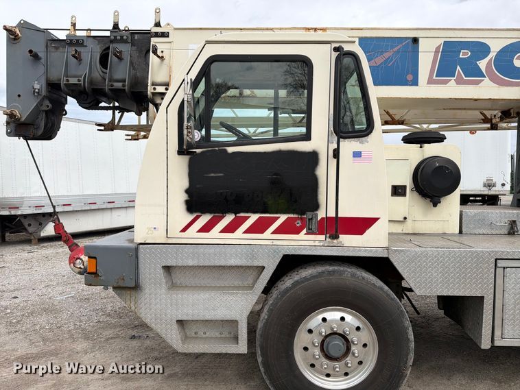 image for item YA2891 2001 Terex T340 crane