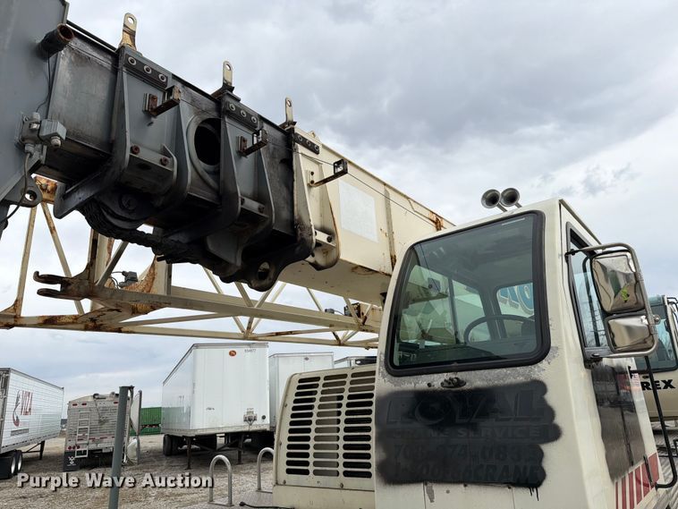 image for item YA2891 2001 Terex T340 crane