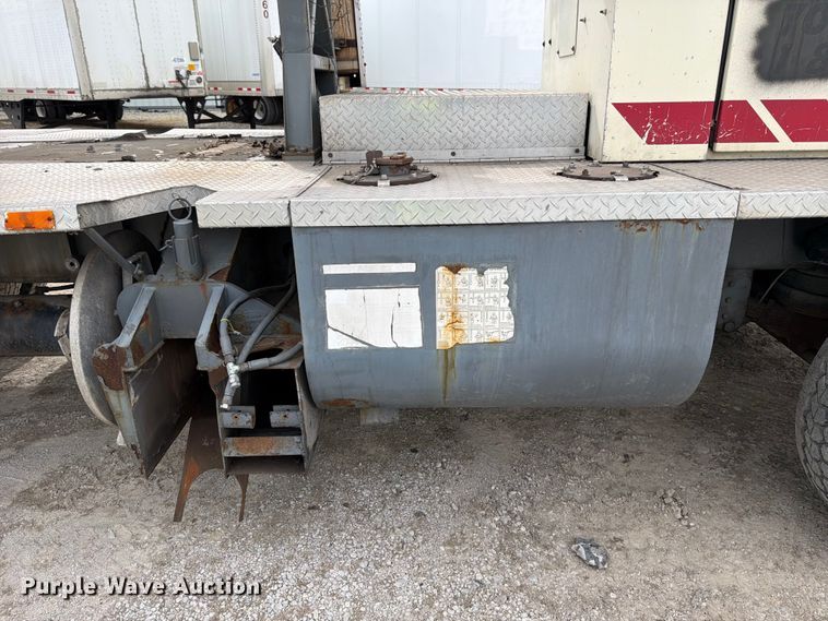 image for item YA2891 2001 Terex T340 crane