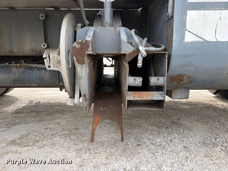 image for item YA2891 2001 Terex T340 crane