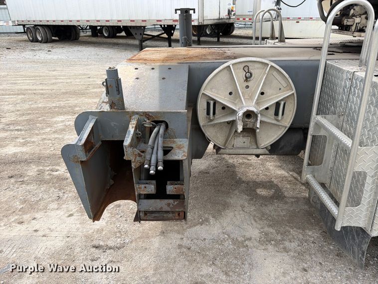 image for item YA2891 2001 Terex T340 crane