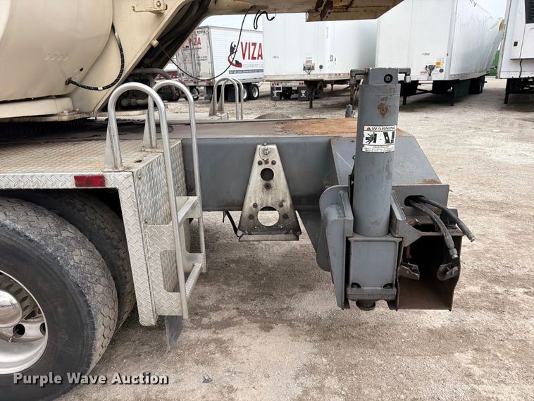 image for item YA2891 2001 Terex T340 crane