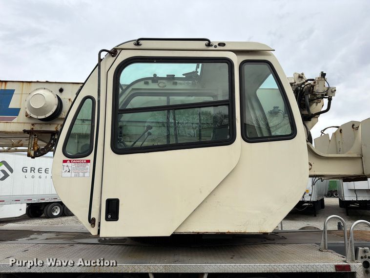 image for item YA2891 2001 Terex T340 crane