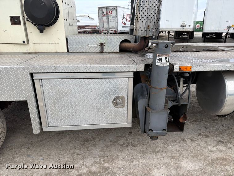 image for item YA2891 2001 Terex T340 crane