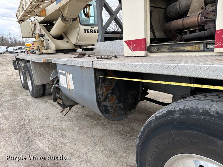 image for item YA2891 2001 Terex T340 crane