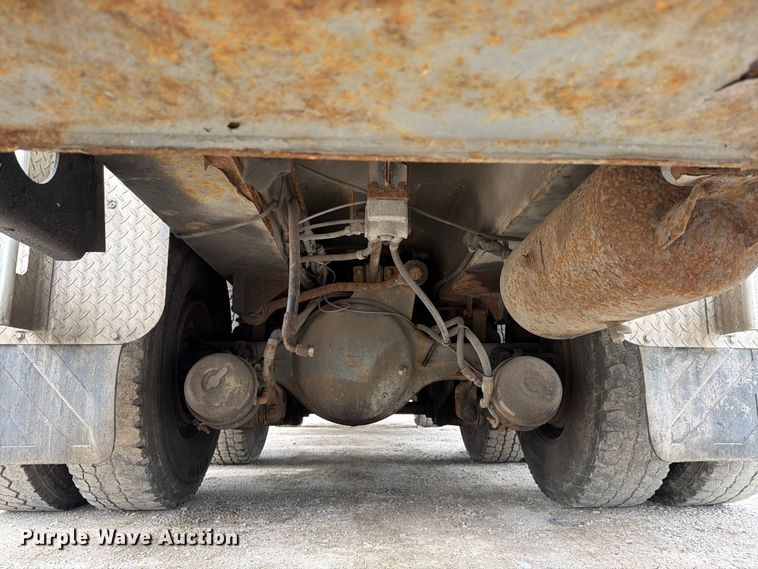 image for item YA2891 2001 Terex T340 crane