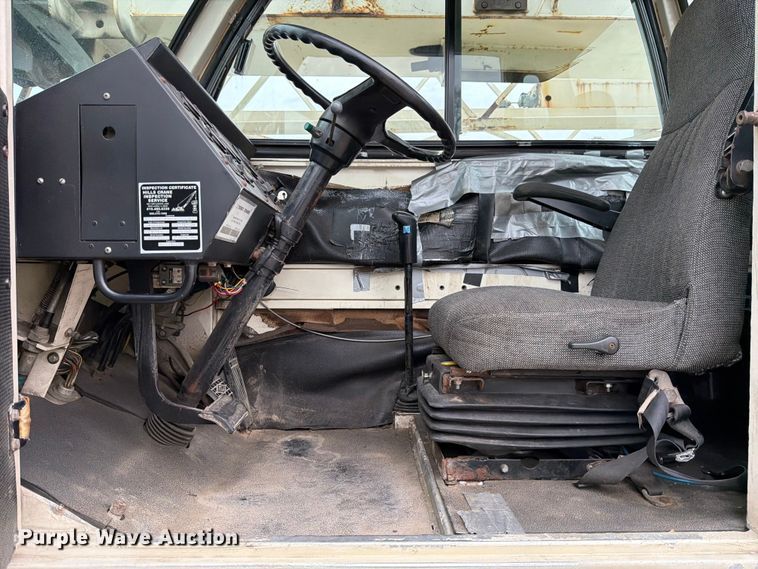 image for item YA2891 2001 Terex T340 crane