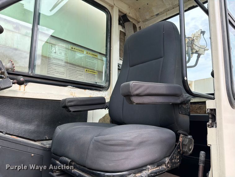 image for item YA2891 2001 Terex T340 crane