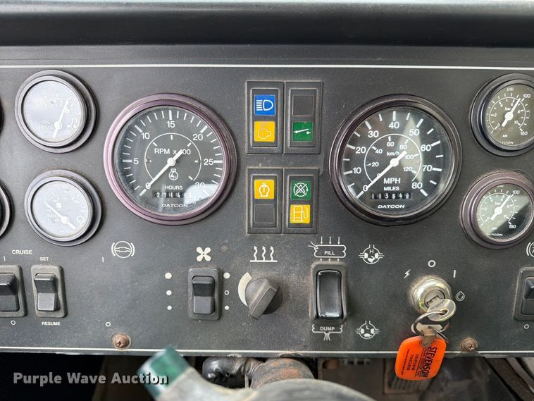 image for item YA2891 2001 Terex T340 crane