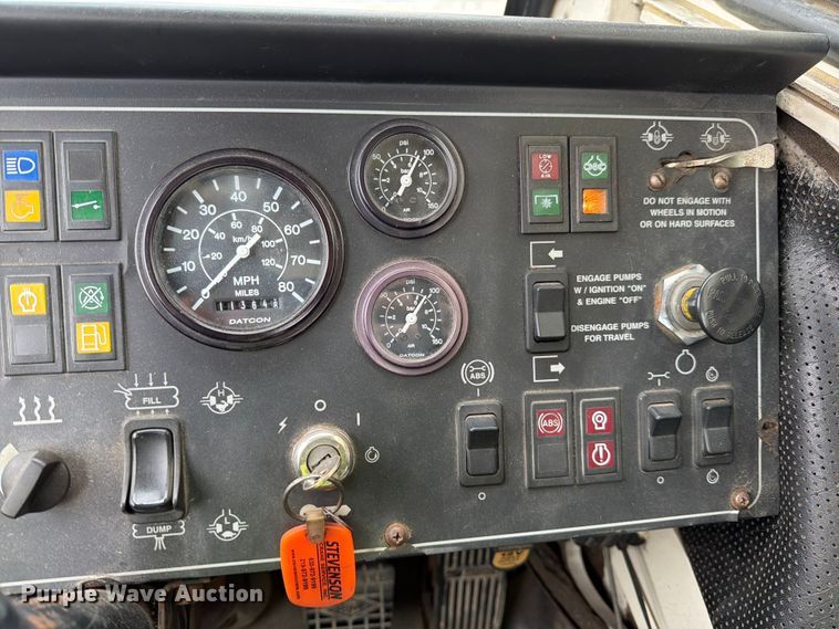 image for item YA2891 2001 Terex T340 crane