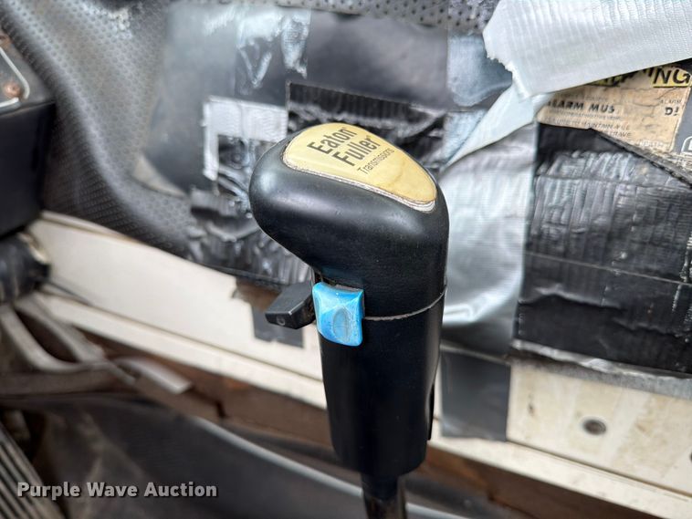 image for item YA2891 2001 Terex T340 crane