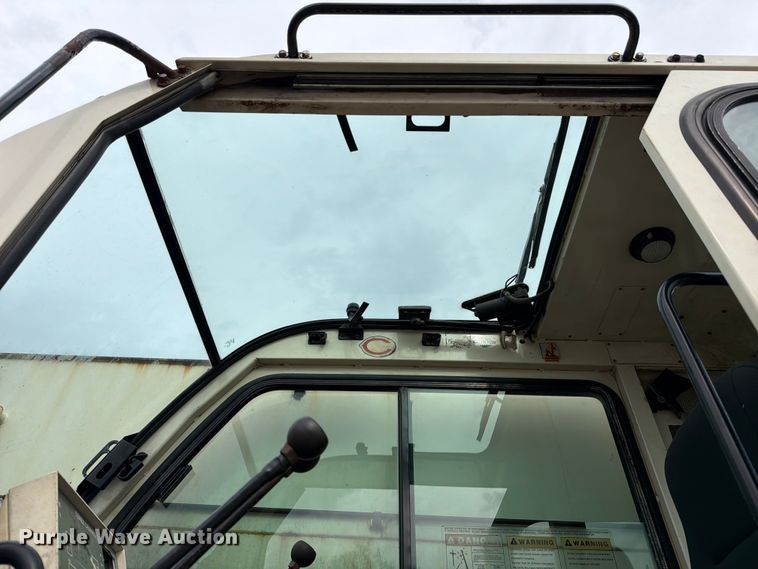 image for item YA2891 2001 Terex T340 crane