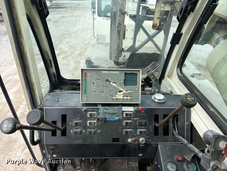 image for item YA2891 2001 Terex T340 crane