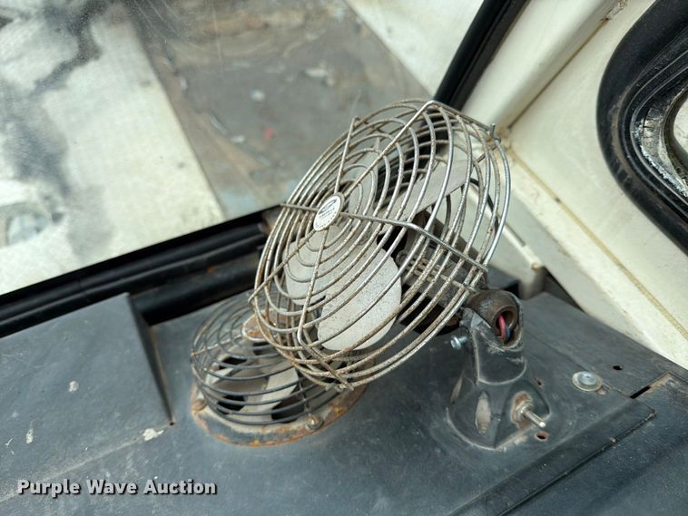 image for item YA2891 2001 Terex T340 crane