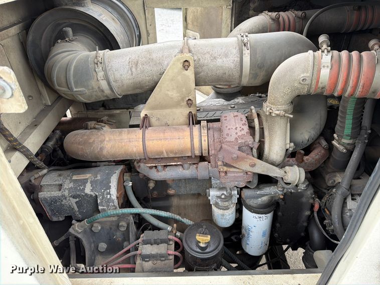 image for item YA2891 2001 Terex T340 crane