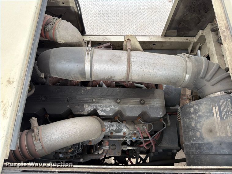 image for item YA2891 2001 Terex T340 crane